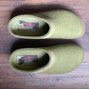 Haflinger Clogs